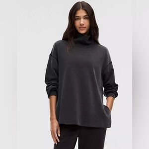 NWOT LULULEMON Softstreme Funnel-Neck Long Pullover Sweater Top Medium